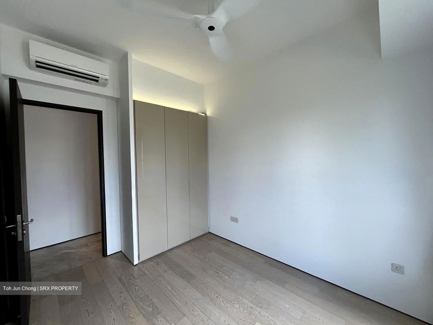 Centennia Suites (D9), Condominium #612109071